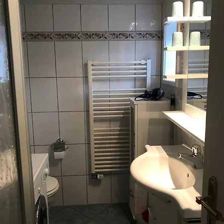 Midlumweg 1 _ Exklusive Un *